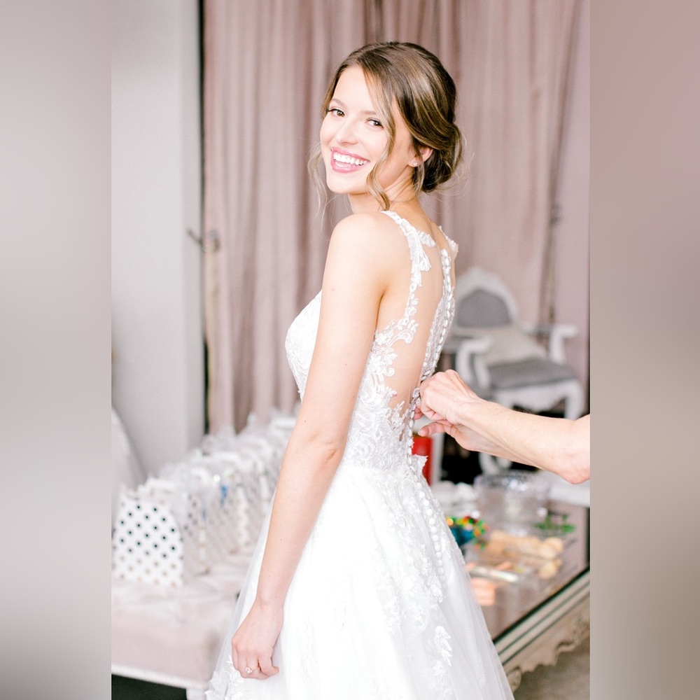 Martina Liana Wedding Dress Style 848 - Picture 5 of 12